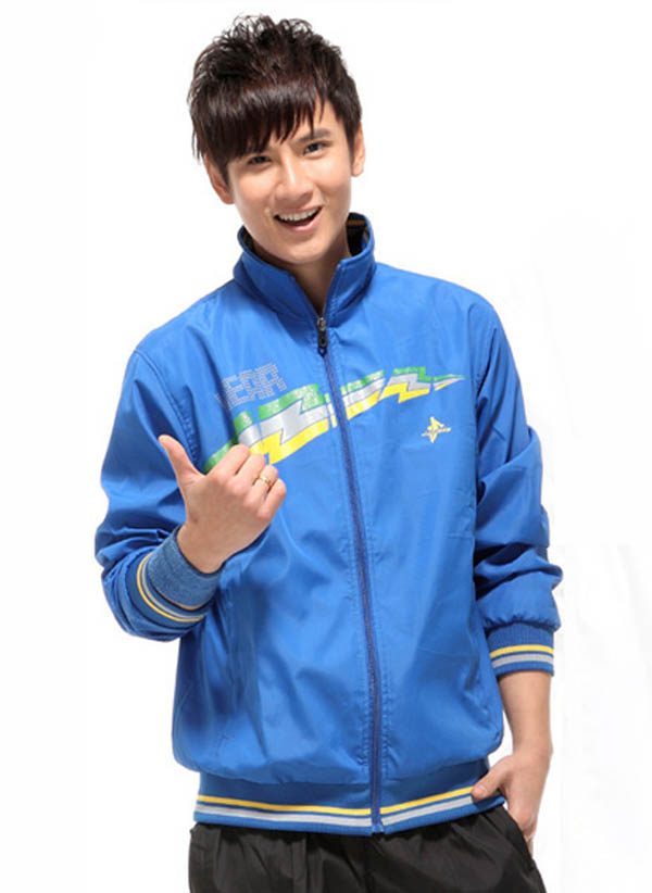 青少年運(yùn)動(dòng)套裝